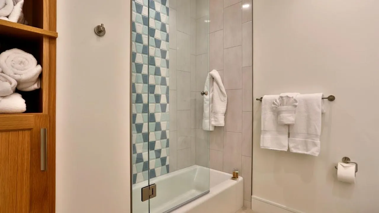 Maui Westside Presents: Luana Garden Villas 14D Kaanapali 0*,