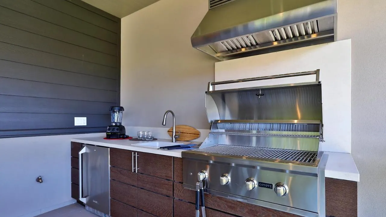 Maui Westside Presents: Luana Garden Villas 14D Kaanapali Holiday home